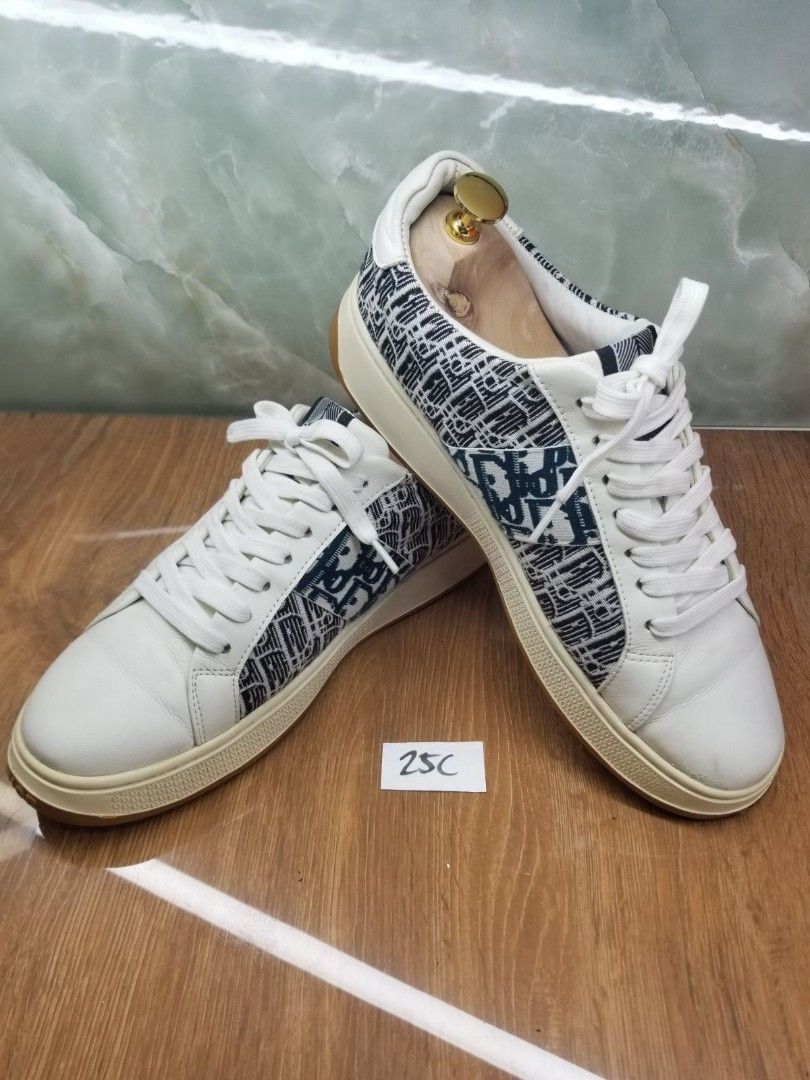 Dior sneakers 41-41.5 (Category: Sneakers) located in Quezon City. Submitted by lykpossession (Listing ID 1462884411, Image 2). Description: Ask first if available.
