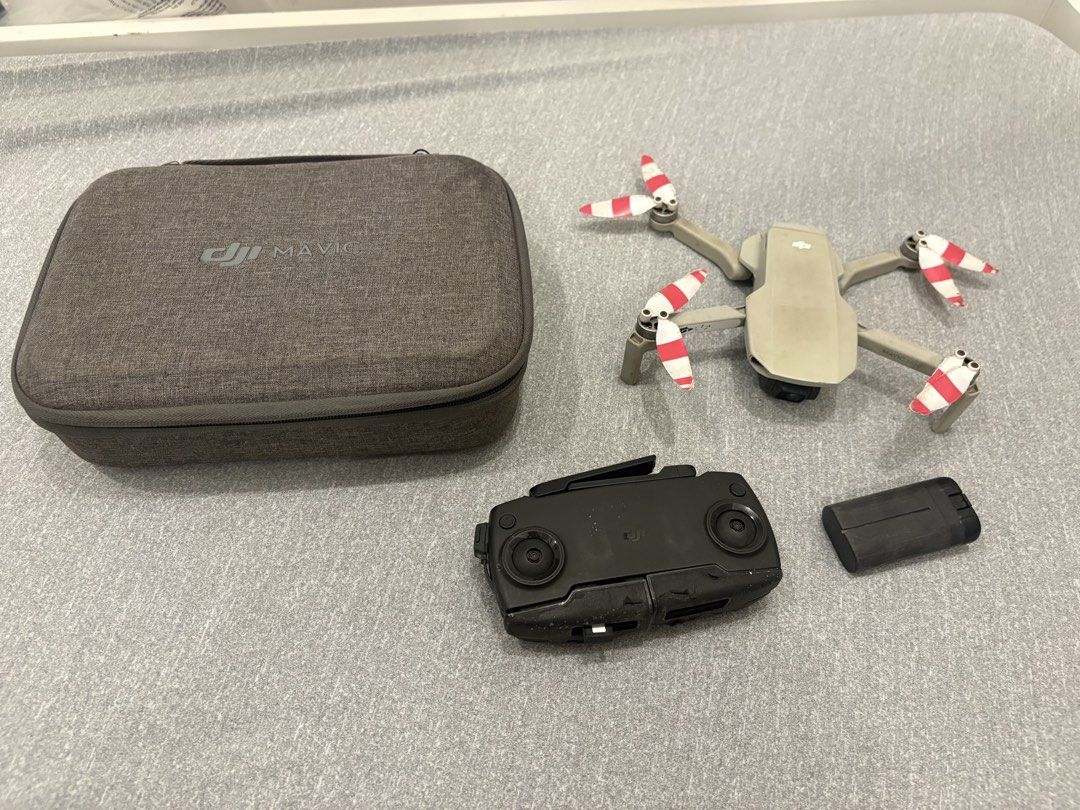 DJI Mavic Mini 1 - Defective / Parts Out (Category: Drones) located in Makati City. Submitted by sanchav (Listing ID 1462689434, Image 1). Description: DJI Mavic Mini 1 - For Sale as Defective 3.5k if Take All as Set -Unit - 2k -Case Bag - 500 -Battery (Charge Cycles - 1k -RC - 1k Unit has power but keeps turns off and turns on loop only. Previous owner told me that the unit was water damage in pool. As far as I remember, this is not account bind