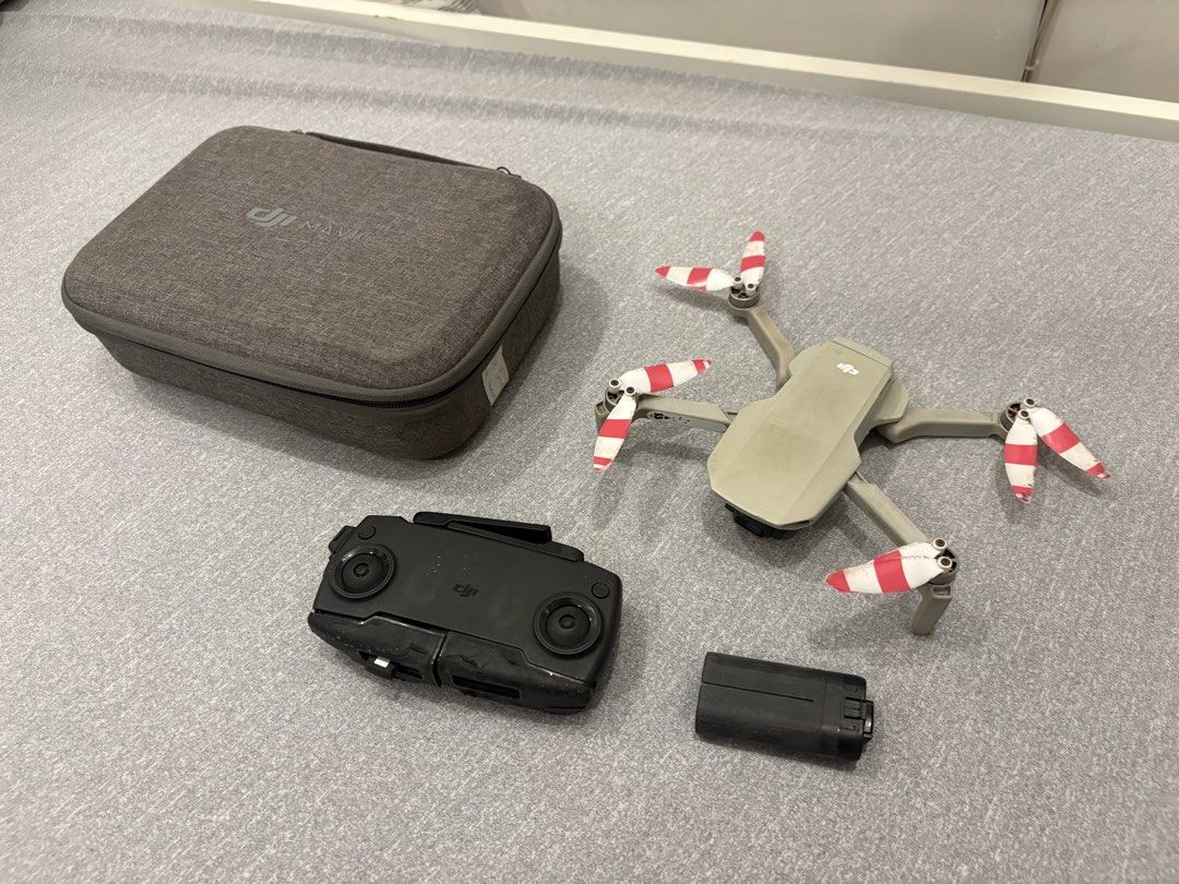 DJI Mavic Mini 1 - Defective / Parts Out (Category: Drones) located in Makati City. Submitted by sanchav (Listing ID 1462689434, Image 3). Description: DJI Mavic Mini 1 - For Sale as Defective 3.5k if Take All as Set -Unit - 2k -Case Bag - 500 -Battery (Charge Cycles - 1k -RC - 1k Unit has power but keeps turns off and turns on loop only. Previous owner told me that the unit was water damage in pool. As far as I remember, this is not account bind