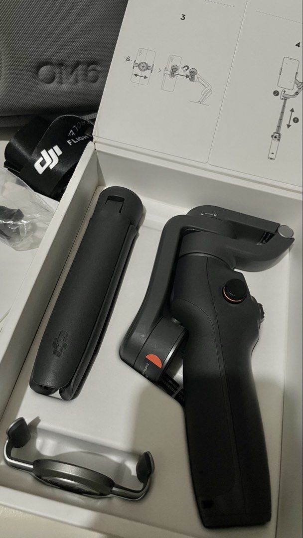 DJI Osmo Mobile 6 (Category: Gimbals & Stabilizers ) located in Rizal. Submitted by lmbelle (Listing ID 1462884047, Image 2). Description: Case and lanyard included Only used twice Can also do shipping (not included in price).