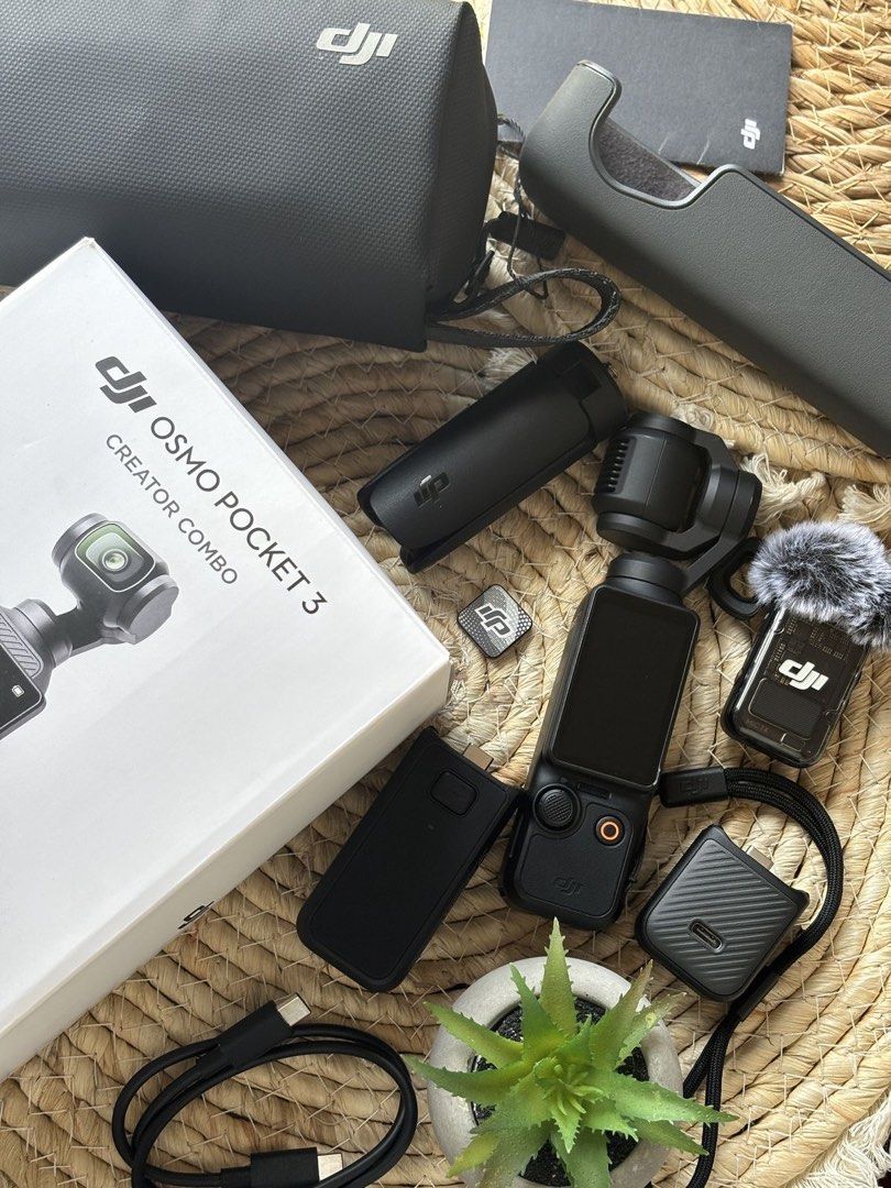 DJI Osmo Pocket 3 Creator Combo Gimbal Camera (Category: Cameras) located in Manila. Submitted by rayah_23 (Listing ID 1462728438, Image 1). Description: DJI Osmo Pocket 3 Creator Combo Selling my DJI Osmo Pocket 3 Creator Combo in very good condition. 🤍 ✨ Inclusions: • DJI Osmo Pocket 3 Camera • Battery Handle • Wide-Angle Lens • Mini Tripod • Protective Cover • Wrist Strap • Carrying Bag • Original Type-C Cable • Original box ✅ Fully working ✅