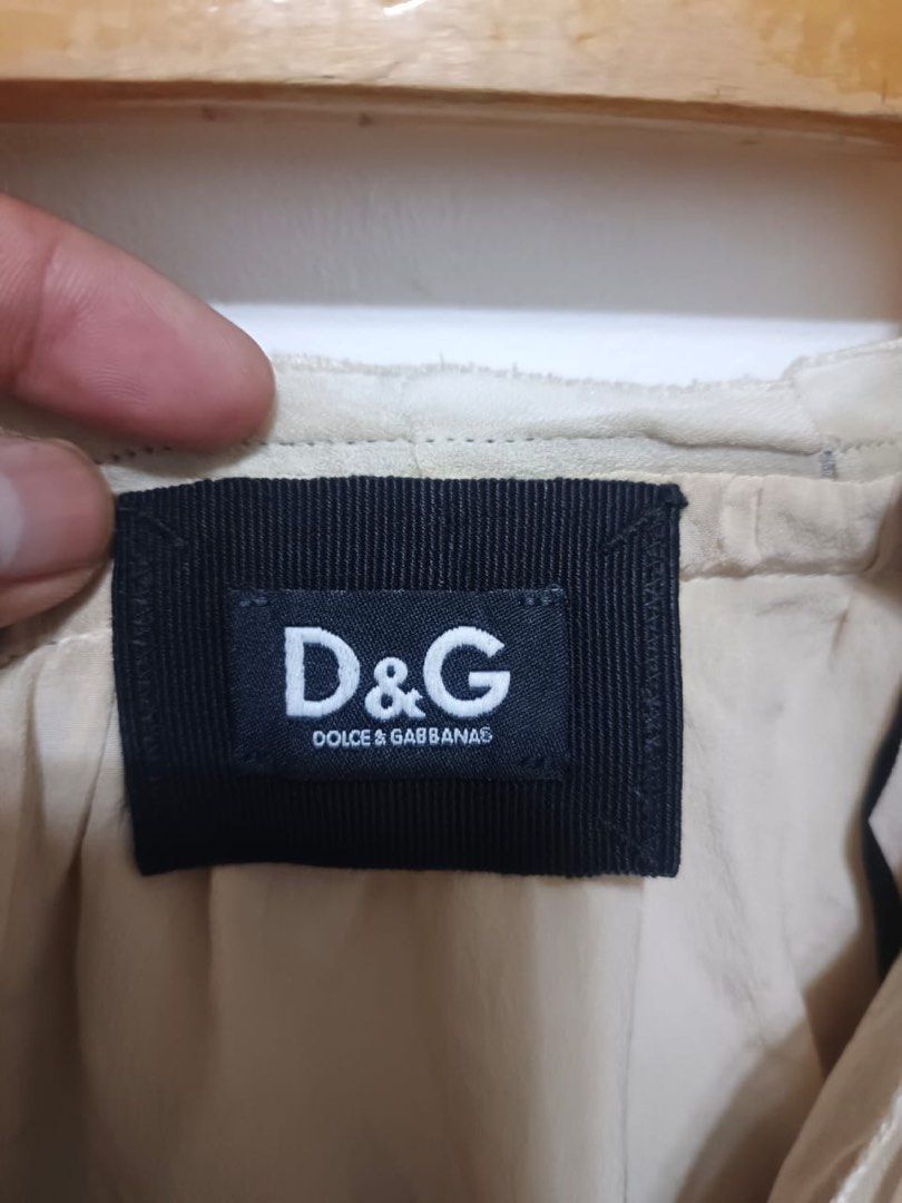 DOLCE & GABBANA (Category: Skirts) located in Dasmarinas. Submitted by jessputrages (Listing ID 1462681112, Image 3). Description: For sale DOLCE & GABBANA Excellent conditin 1500 plus shipping Pm for more details.