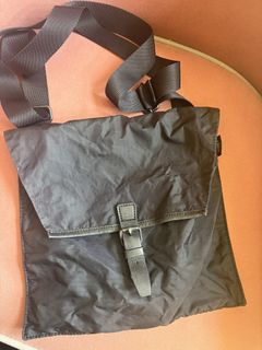 （分類：）位於 。 由 mollyak 提交（商品編號 1462687099，圖片 1）。簡介： 。