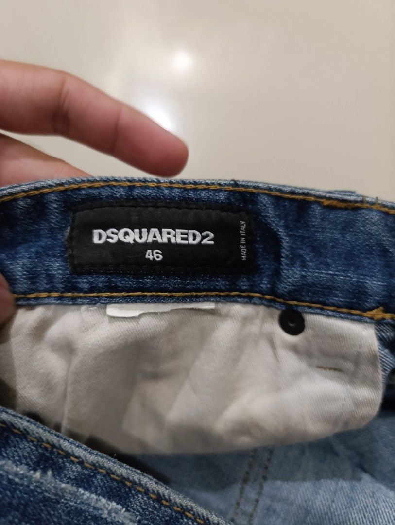 DSQUARED2 Distressed Wash Button Fly Jeans Size 46 (Category: Jeans) located in Davao. Submitted by idioticthrifter (Listing ID 1462869755, Image 3). Description: - Brand: DSQUARED2 - Size: 46 - Style: Distressed wash with paint splatters and ripped details - Closure: Button fly - Origin: Made in Italy - Key Feature: Statement piece for any denim collection - 31 waist, 37.5 length, 7 leg opening.