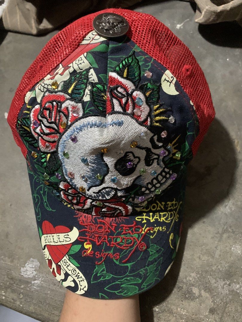Ed hardy rhinestone cap (Category: Caps & Hats) located in Calauan. Submitted by marcopollo.com (Listing ID 1462780288, Image 2). Description: .