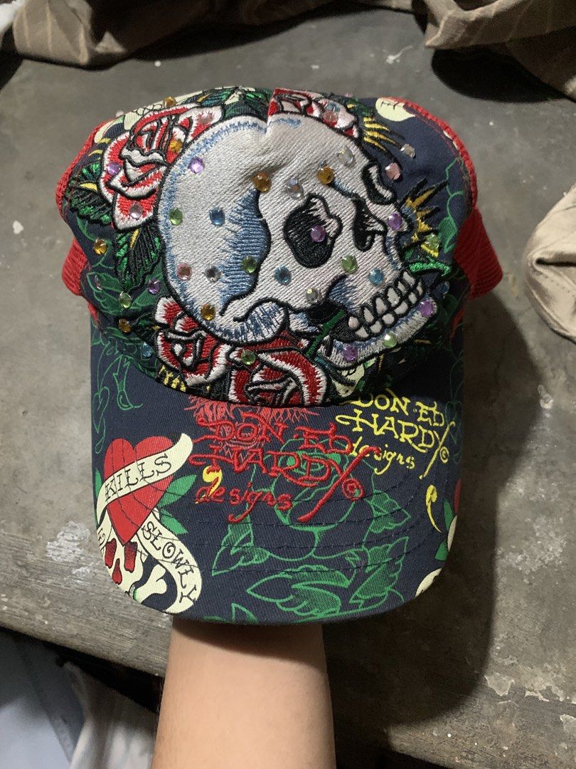 Ed hardy rhinestone cap (Category: Caps & Hats) located in Calauan. Submitted by marcopollo.com (Listing ID 1462780288, Image 1). Description: .