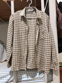 (Category: ) located in . Submitted by dens.closet (Listing ID 1462833320, Image 1). Description: .