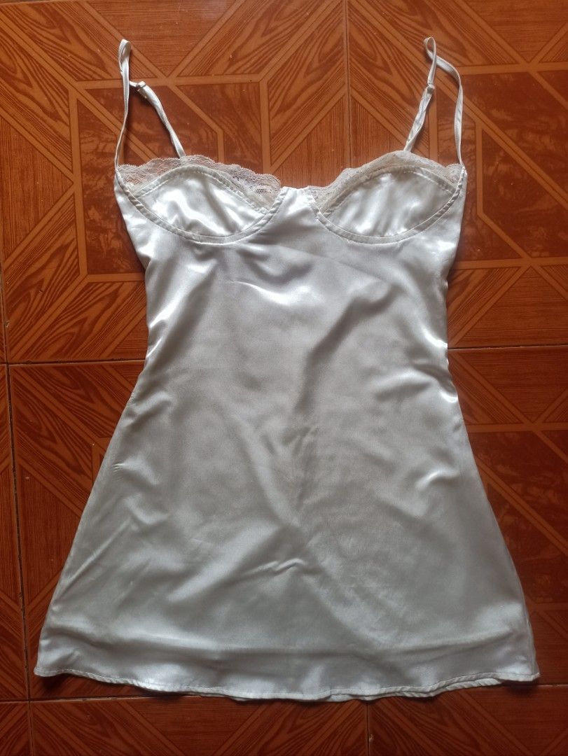 Elegant Satin Mini Dress (Category: Dresses) located in Mandaue City. Submitted by truepenguin.71709f (Listing ID 1462726481, Image 1). Description: -Comfortable and Elegant - Adjustable Strap.