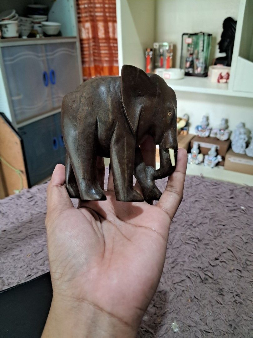 Elephant (Category: Plushies & Soft Toys) located in Cavite. Submitted by secretjapansurplus (Listing ID 1462759757, Image 3). Description: .