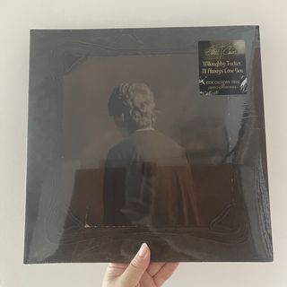 (Category: ) located in . Submitted by vinylatlas (Listing ID 1462813975, Image 1). Description: .
