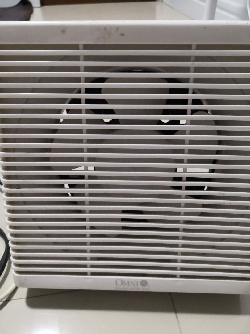 Exhaust fan (Category: Looking For) located in Marikina City. Submitted by lotsofdeclutter (Listing ID 1462783124, Image 2). Description: Sf by client at marikina.