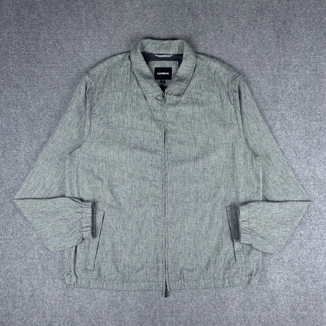 Express Grey Zip-Up Collared Jacket (Category: Coats, Jackets and Outerwear) located in Baguio. Submitted by vintage_lurker (Listing ID 1462856694, Image 1). Description: Size on tag: XL Width: 26” Length: 29” Issue/s: none Mine: 790 + Shipping fee 📍Payment first policy. no COD or COP 📍All items Washed and Sanitized 🧼 Shoot your offer. I’m all ears‼️ OTHER DETAILS: - Express Grey Zip-Up Jacket - Size: XL - Textured fabric - Collared neckline -