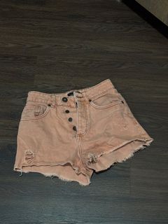 (Category: ) located in . Submitted by notverafied (Listing ID 1462847600, Image 1). Description: .