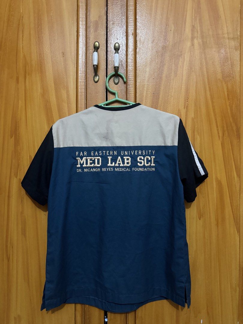 Far Eastern University Med Lab Sci Scrub Set and Uniform (Category: Sets or Coordinates) located in Quezon City. Submitted by anonrider (Listing ID 1462861939, Image 2). Description: FOR SALE: FEU-NRMF UNIFORMS & MEDTECH SCRUBSUIT 💚🤍 📌 FEU-NRMF White Uniform • White uniform top, skirt & pants • Fits Small–Medium • Skirt & pants waist: 24–27 inches • Newly sewn • 1st owner • Used for less than a year to a year • Good condition 📌 MedTech Scrubs
