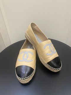 (Kategori: ) berada di . Dikirim oleh kiano_shoes (ID iklan 1462700012, Gambar 1). Deskripsi: .