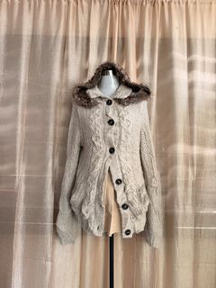 (Category: ) located in . Submitted by ms.el.apparel (Listing ID 1462693489, Image 1). Description: .