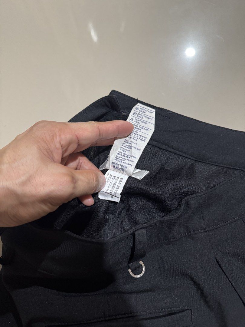 Fila Golf Drifit Skirt Black (Category: Activewear) located in Digos. Submitted by appareall (Listing ID 1462734094, Image 3). Description: AW1-681 Approximate measurements (taken flat in inches) Waist: 28 Length: 14.3 Material: Nylon/ Polyester .