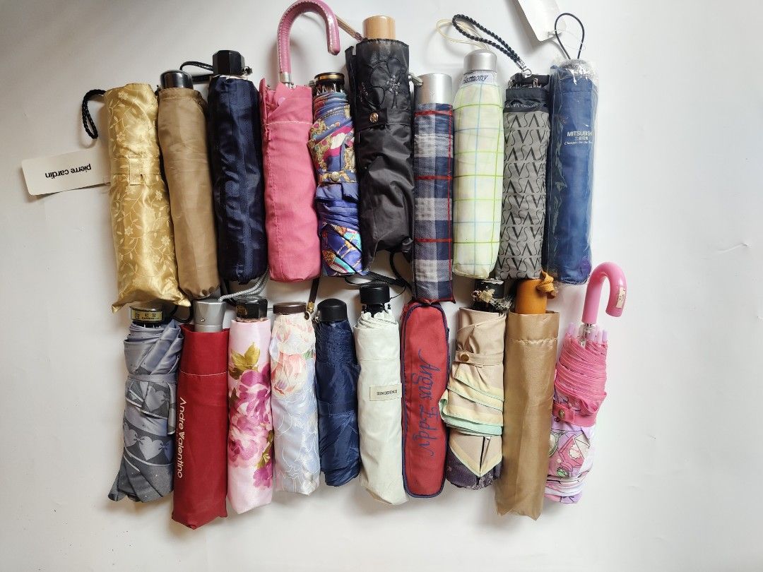 Folding umbrella (Category: Umbrellas) located in Davao. Submitted by dvo_jpnstuff (Listing ID 1462770834, Image 1). Description: Japan Quality Iba-iba po price range nila ship nationwide.