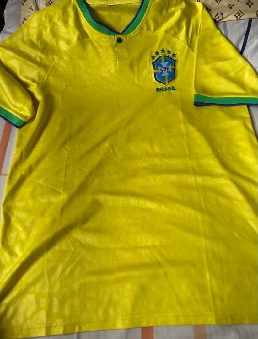 Football Jersey Brasil Size Large (Category: Tshirts & Polo Shirts ) located in Manila. Submitted by seysey81 (Listing ID 1462682396, Image 2). Description: .