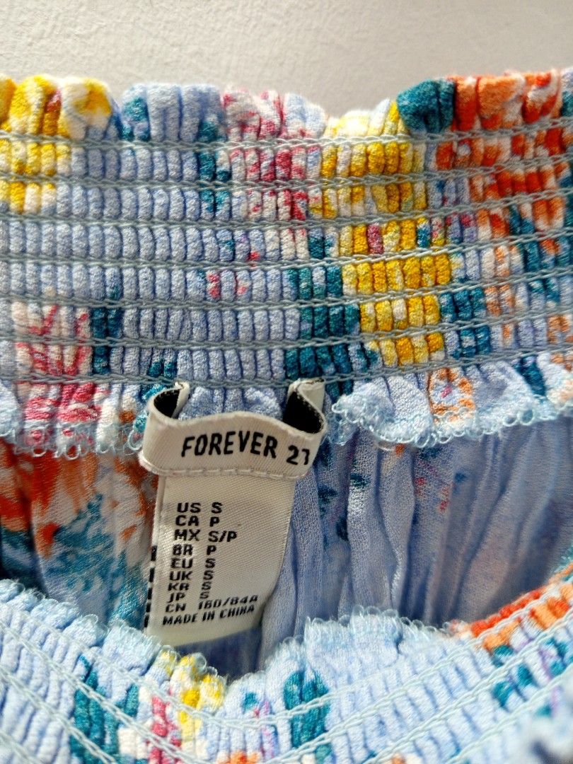 Forever 21 blouse (Category: Blouses) located in Cavite. Submitted by alliahscloset2.2 (Listing ID 1462754464, Image 3). Description: .