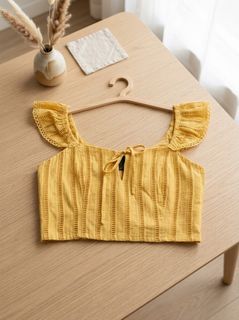 (Category: ) located in . Submitted by auntiescloset1012 (Listing ID 1462844843, Image 1). Description: .