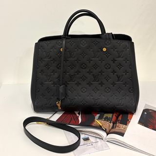 由 fuguei_boutique (刊登 ID 1462792153，圖片 1) 提交，位於 的 (類別：)，說明：。