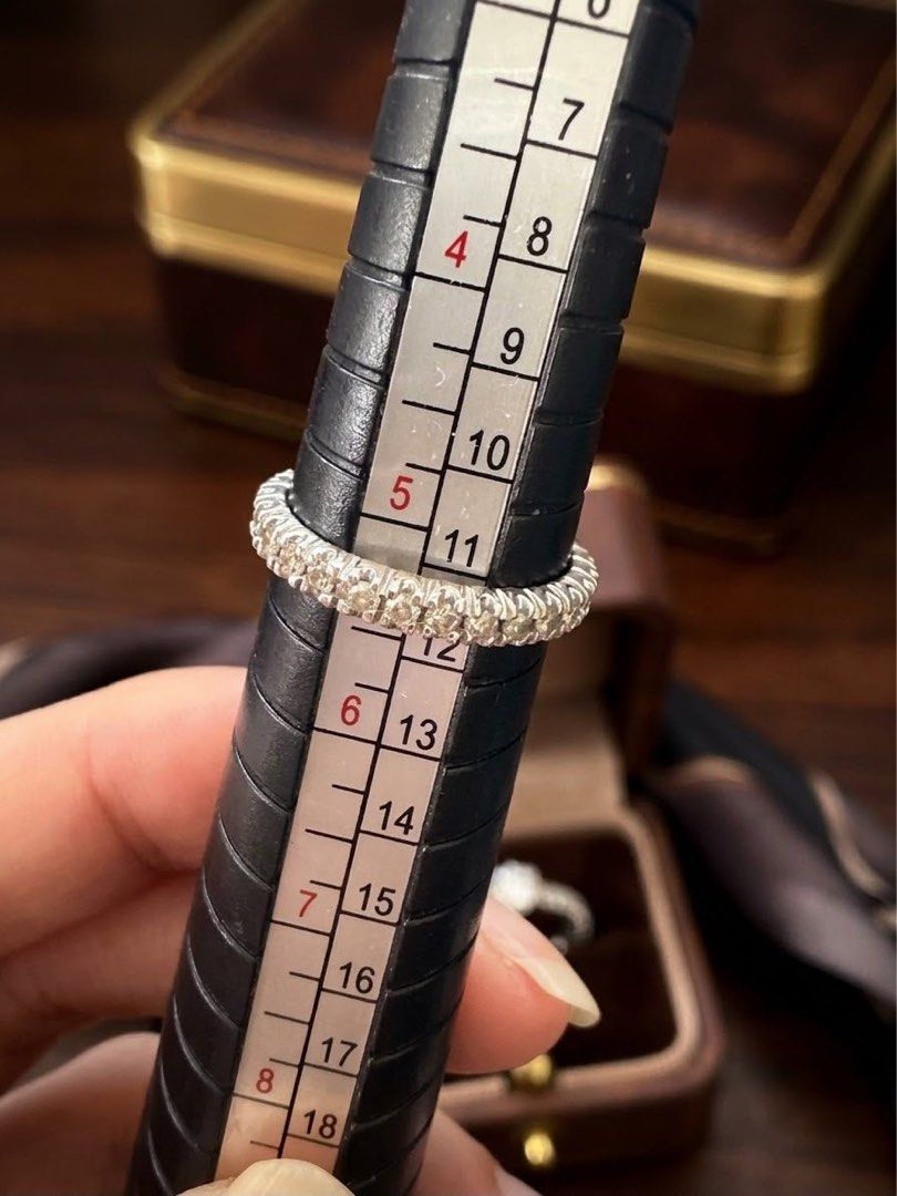 Full eternity Ring (Category: Rings) located in San Pedro. Submitted by loveeofgoldiss (Listing ID 1462763727, Image 1). Description: .