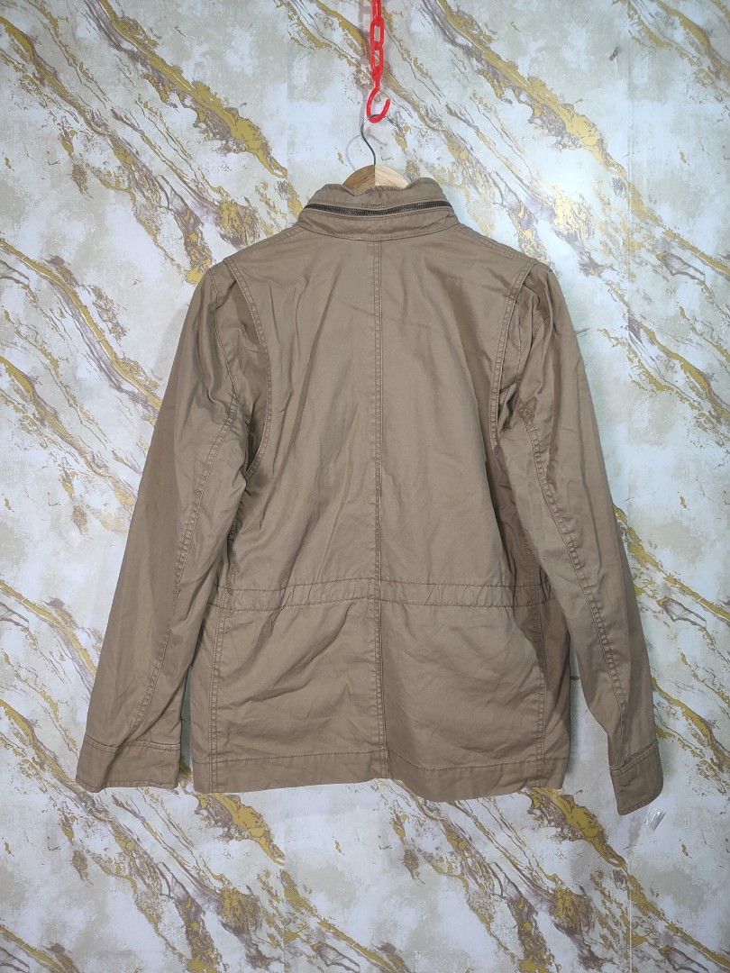GAP M65 FIELD JACKET (Category: Coats, Jackets and Outerwear) located in Cabuyao City. Submitted by jederama (Listing ID 1462763054, Image 3). Description: GAP M65 FIELD JACKET SIZE : XS ON TAG ( ALSO CAN FIT SMALL ) WIDTH - 20.5 LENGTH - 26.5 EXCELLENT CONDITION NO ISSUE / NO FLAWS AUTHENTIC 💯 1,300 + SHIPPING FEE.