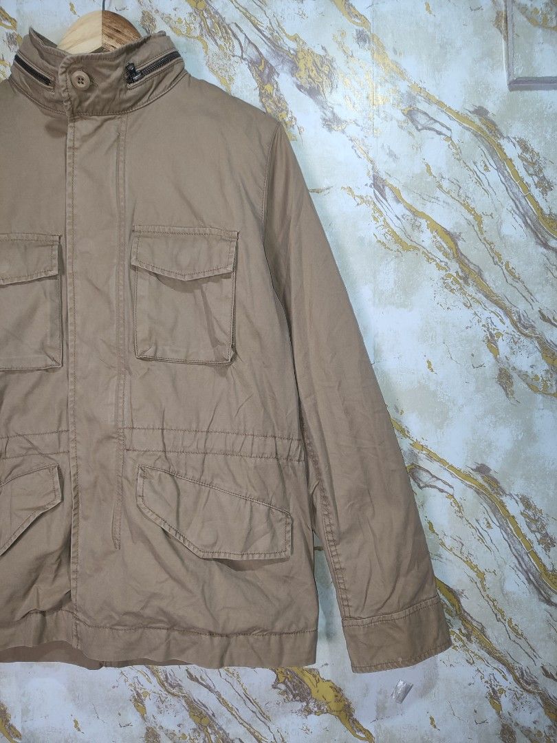 GAP M65 FIELD JACKET (Category: Coats, Jackets and Outerwear) located in Cabuyao City. Submitted by jederama (Listing ID 1462763054, Image 2). Description: GAP M65 FIELD JACKET SIZE : XS ON TAG ( ALSO CAN FIT SMALL ) WIDTH - 20.5 LENGTH - 26.5 EXCELLENT CONDITION NO ISSUE / NO FLAWS AUTHENTIC 💯 1,300 + SHIPPING FEE.