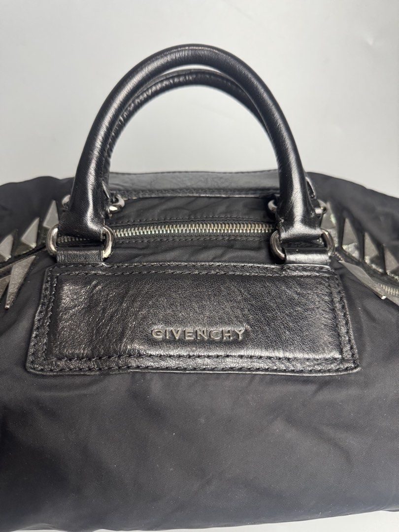 Givenchy - Studded Nylon - Handbag (Category: Luxury Bags & Wallets) located in San Pablo. Submitted by hiddenrygn (Listing ID 1462724816, Image 2). Description: Givenchy - Studded Nylon - Handbag Rank A No flaws Excellent condition Authentic DM!.