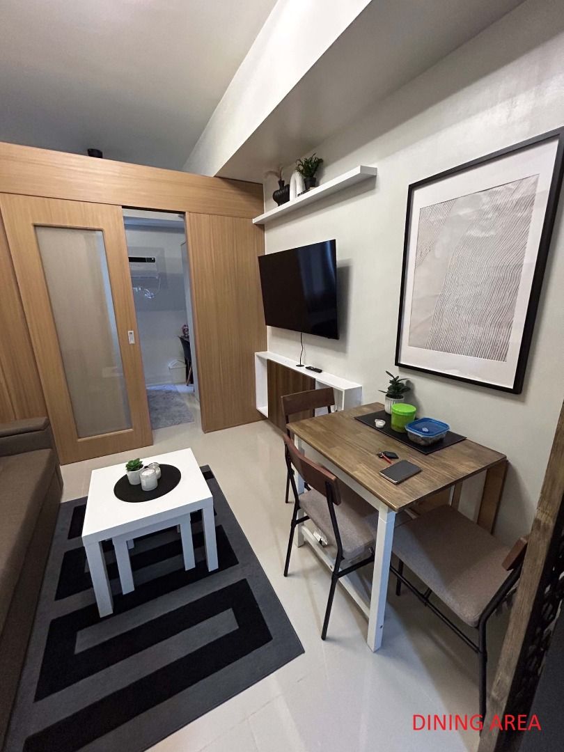 Glam Residences 1BR Condo Unit For Rent (Category: Apartments & Condos) located in Caloocan City. Submitted by gentlegem.2f95e0 (Listing ID 1462714190, Image 3). Description: SMDC Glam Residences in Quezon City, Philippines, key features include: 45-storey residential tower along EDSA/Samar Ave. Lap pool and kiddie pool Fitness gym and Jacuzzi Sky lounge and function rooms Children’s play area and landscaped areas Ground-floor commercial/mall are