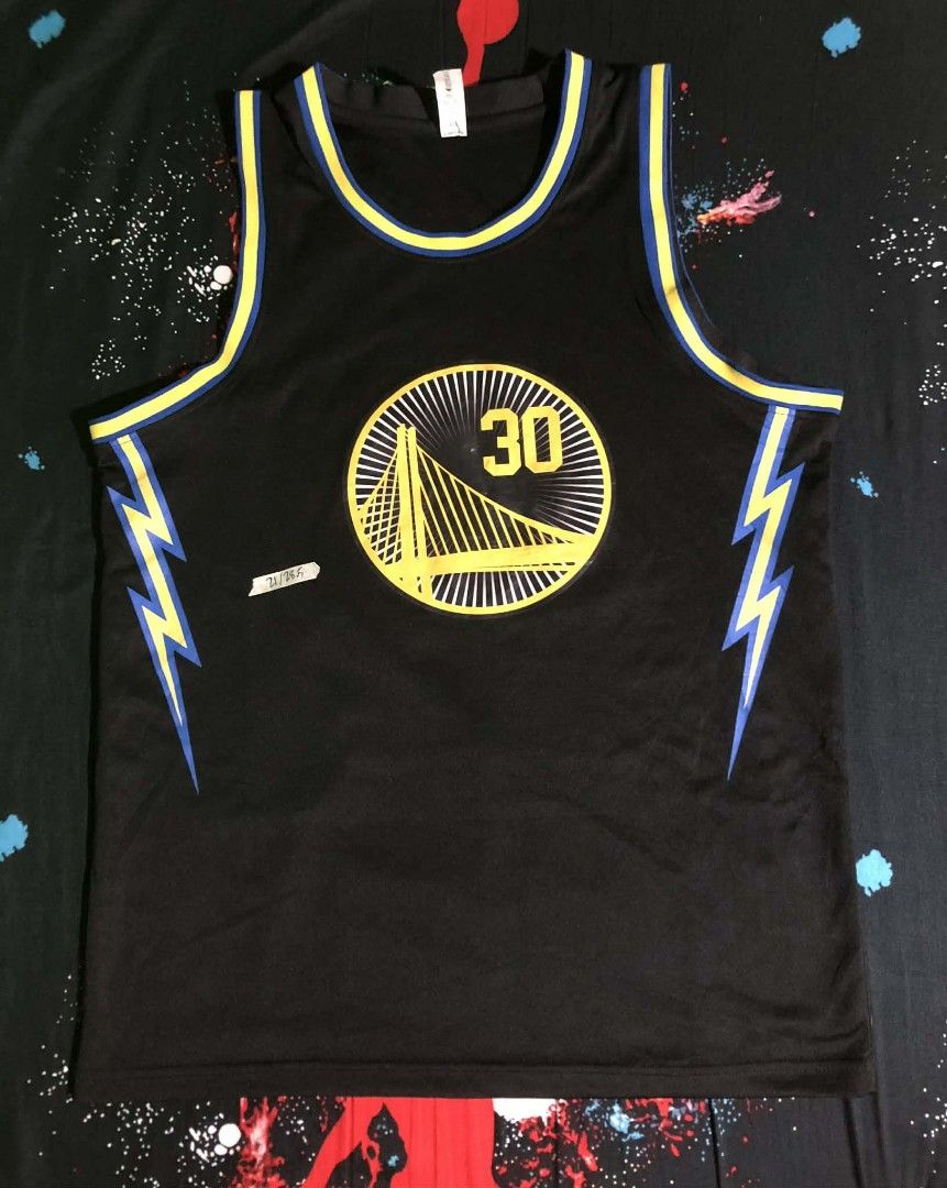 Golden State Warriors Stephen Curry #30 Jersey (Category: Activewear) located in Quezon City. Submitted by aljonbermu25659 (Listing ID 1462712691, Image 1). Description: - Black Golden State Warriors Jersey - Features Stephen Curry's name and number 30 - Team logo and number 30 on the front - Yellow and blue trim on neckline and armholes - Lightning bolt graphics on the sides - Ideal for any Warriors fan.