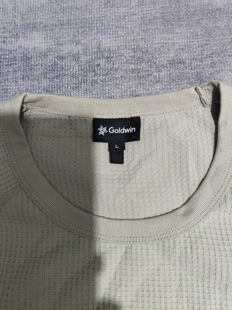 GOLDWIN WAFFLE SHIRT (Category: Activewear) located in Baguio. Submitted by igorotak.111.taraki.com (Listing ID 1462855712, Image 2). Description: FS GOLDWIN WAFFLE SHIRT AS NEW NO ISSUES SOLID NITO ❤️ L-25 W-22.5 CAN FIT M-L CAN DO.