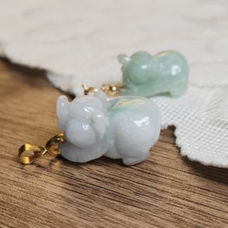 (Category: ) located in . Submitted by prelovedjewelries (Listing ID 1462695807, Image 1). Description: .
