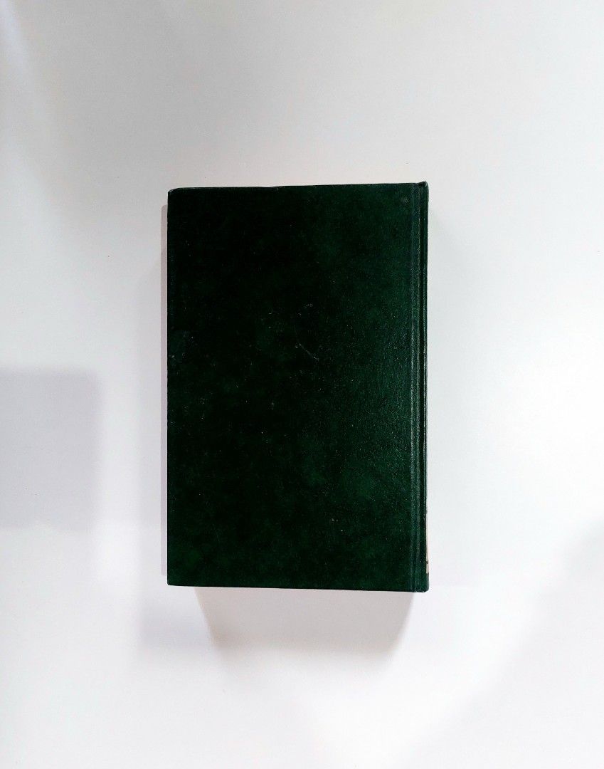 Great Expectations by Charles Dickens (Leatherbound) (Category: Storybooks) located in Tanauan. Submitted by solanaclassics (Listing ID 1462834351, Image 2). Description: 📚 major bookshelf clean out / clearance sale ~ — RFS: decluttering my bookshelves and switching to digital books — MOP: Gcash | fast shipping *feel free to send a message if you wish to negotiate the price :).