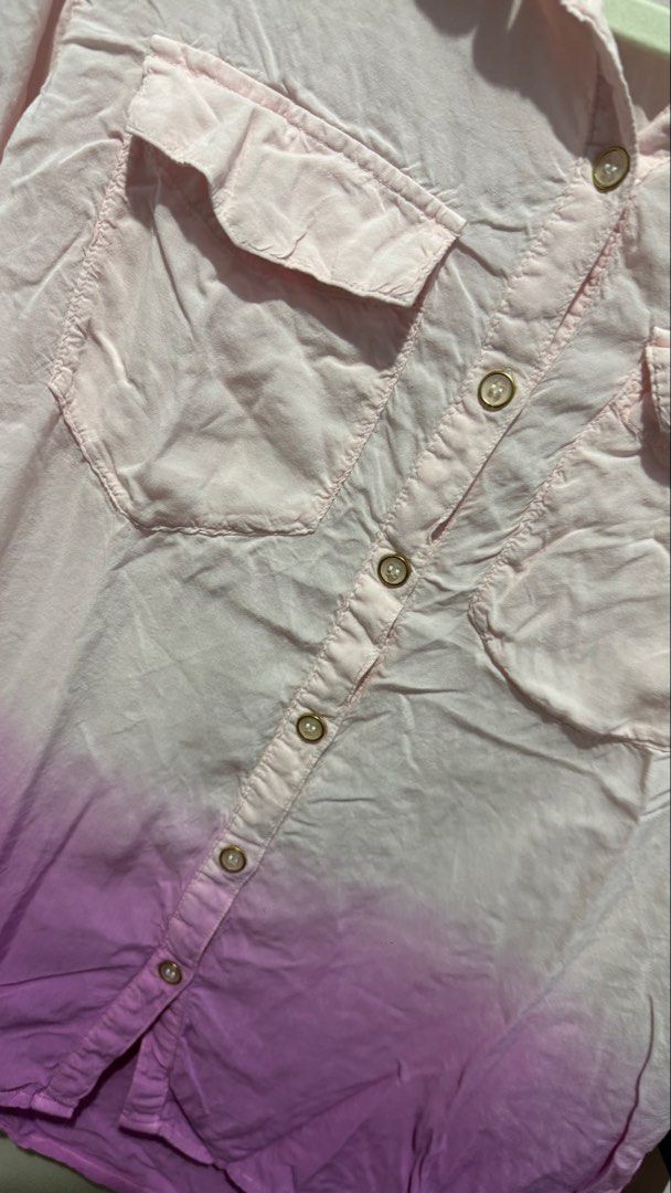 GU Ombre Polo Shirt (Category: Longsleeves) located in Quezon City. Submitted by dinesaur (Listing ID 1462813276, Image 2). Description: .