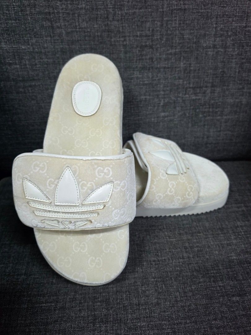 Gucci × Adidas Slides (Category: Slippers & Slides) located in General Trias. Submitted by rb_collezione (Listing ID 1462831195, Image 2). Description: Gucci and Adidas Limited Edition slides Size: 43.