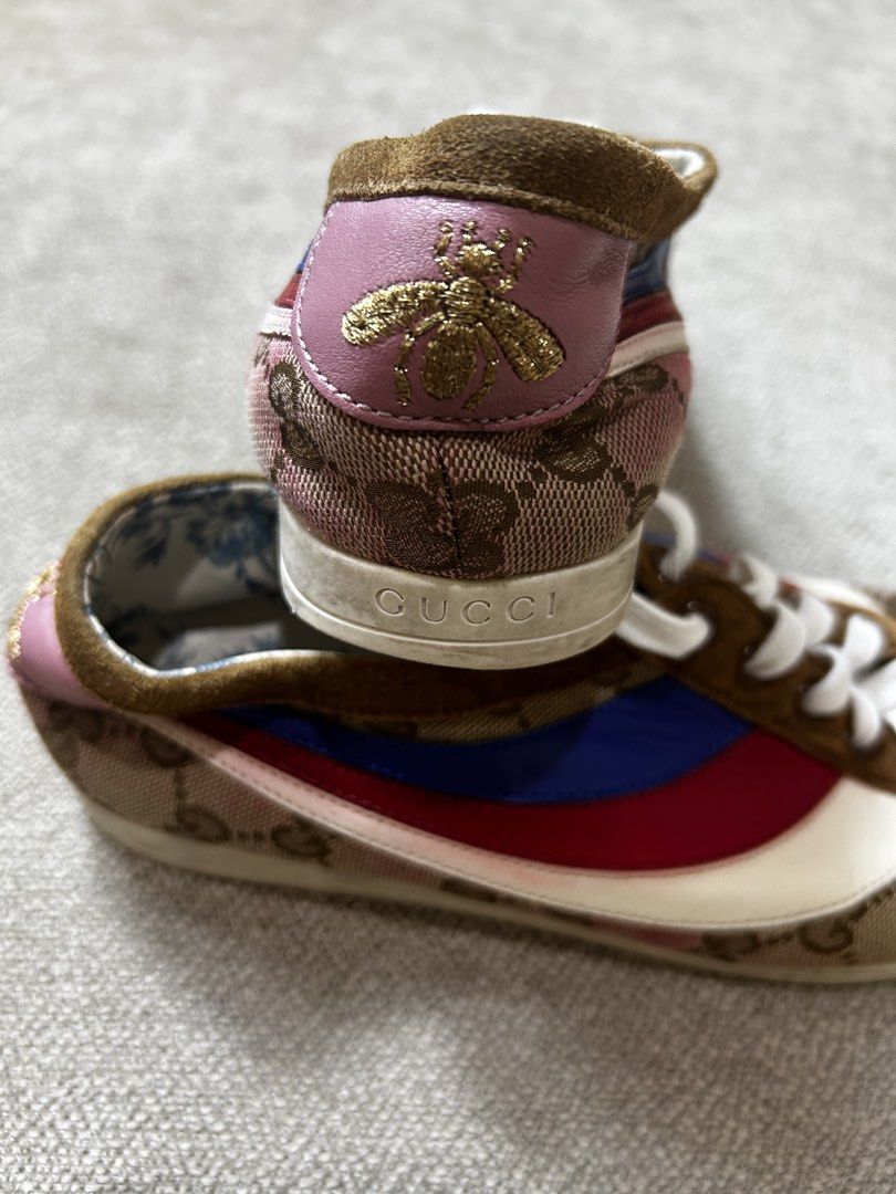 Gucci falacer leather trainers (Category: Sneakers & Footwear) located in Aurora. Submitted by purethrift07 (Listing ID 1462719822, Image 3). Description: Authentic Maganda Check photos Size 37 Dm me.