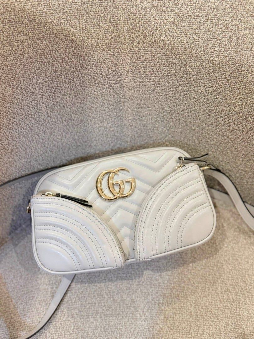 gucci gg marmont camera bag (Category: Shoulder Bags) located in Mandaluyong City. Submitted by kaikhaleb (Listing ID 1462722440, Image 2). Description: Gucci GG Marmont camera bag featuring signature matelassé chevron stitching and gold-tone hardware. Preowned with legit grails certificate. 75000.