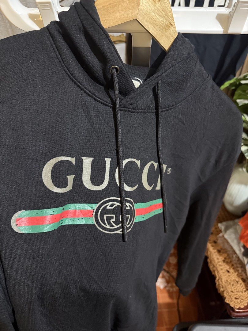 Gucci Hoodie (Category: Hoodies) located in Davao. Submitted by ry.cuen.lagare (Listing ID 1462768126, Image 2). Description: MOP: Gcash MOD: J&T Express Location : Davao City Fb: Goodfind x Gooddeal.