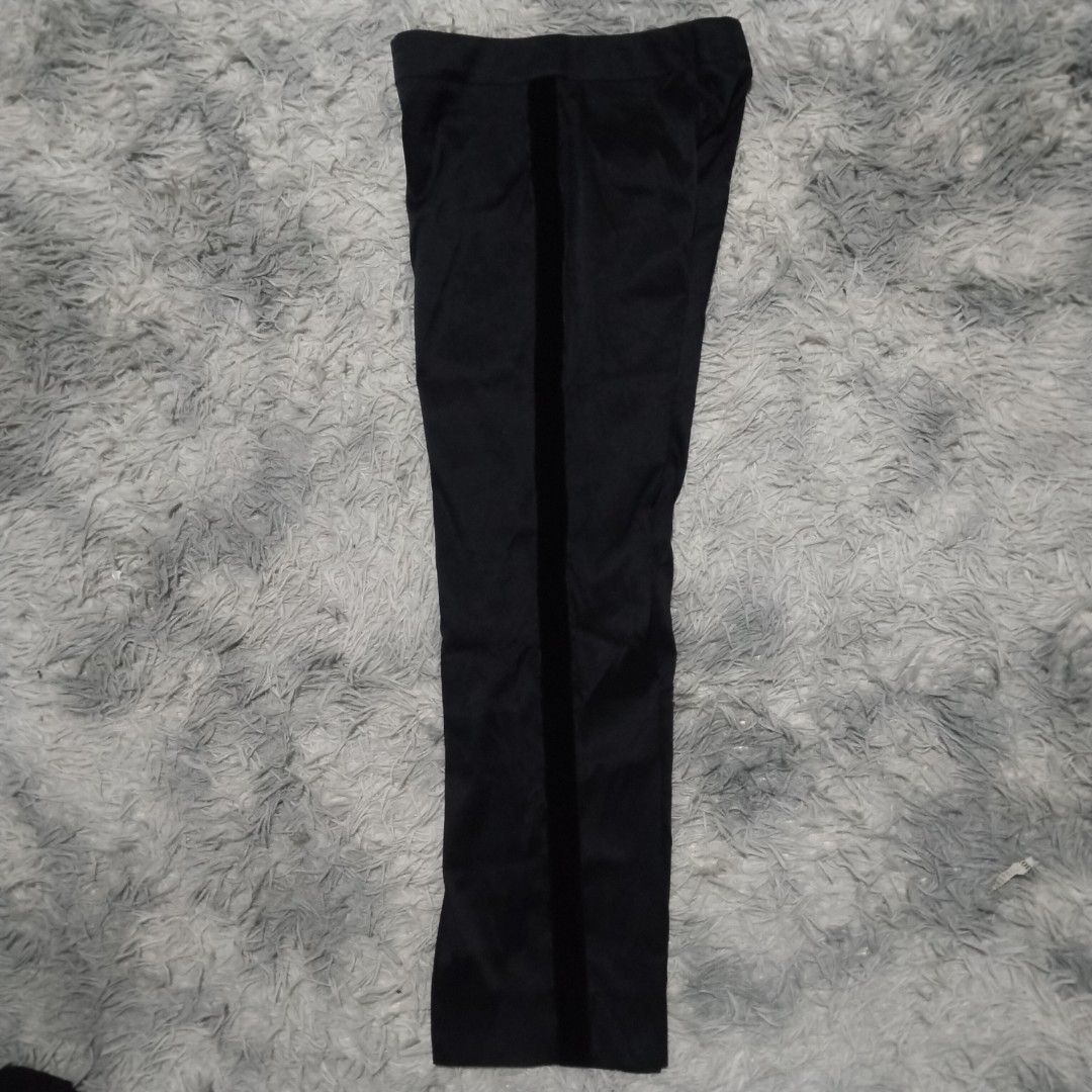 GUCCI TROUSER VELVET SIDE TAPE (Category: Other Bottoms) located in Cavite. Submitted by realdeal98 (Listing ID 1462862968, Image 3). Description: GUCCI - Authentic - Side Tape Velvet - Silk Measurement when Iaid flat 13.7 inches waistline 36 inches length 36 inches outseam 28 inches inseam 10 inches thigh 7 inches frontrise 7.5 inches knee 8.2 inches leg opening 1580 shipped via JNT.