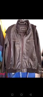 (Category: ) located in . Submitted by 4amnlthriftstore (Listing ID 1462810421, Image 1). Description: .