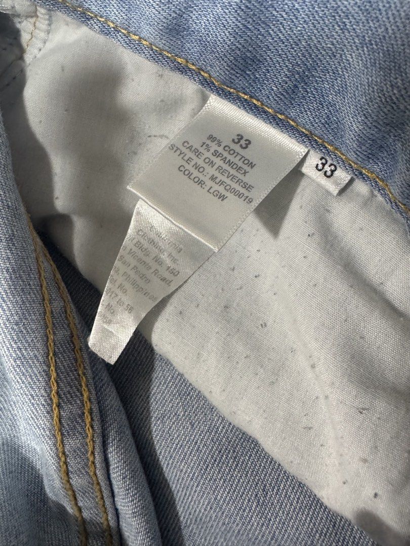 Guess Jeans (Category: Jeans) located in Quezon City. Submitted by ysm888 (Listing ID 1462758657, Image 3). Description: Guess Jeans for Mens Size 33 Decluttering.