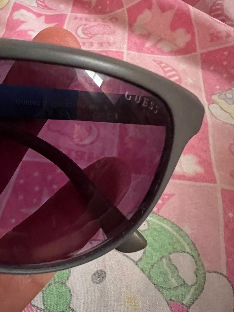Guess Sunglasses (Category: Sunglasses & Eyewear) located in Las Pinas. Submitted by gmonteros (Listing ID 1462727724, Image 3). Description: .