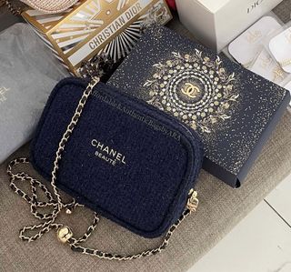 (Category: ) located in . Submitted by ecassenluxuries (Listing ID 1462706586, Image 1). Description: .