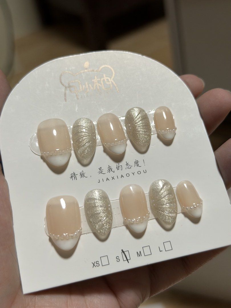 Handmade reusable nails (Almond) (Category: Hands & Nails) located in Bacoor. Submitted by editbyl (Listing ID 1462822909, Image 1). Description: Handmade reusable nails in short-length, almond shape and small size..