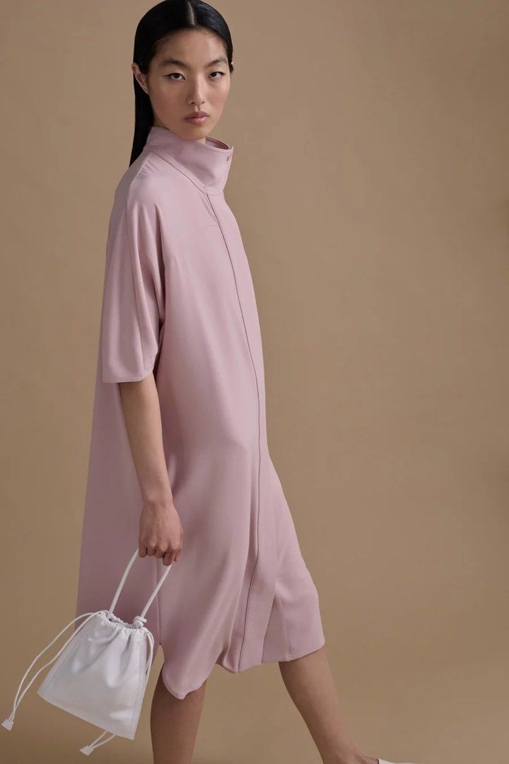 Harlan + Holden Dress (Category: Dresses) located in Makati City. Submitted by mochiiibean (Listing ID 1462736459, Image 2). Description: BNWOT Free shipping via GGX for Metro Manila.
