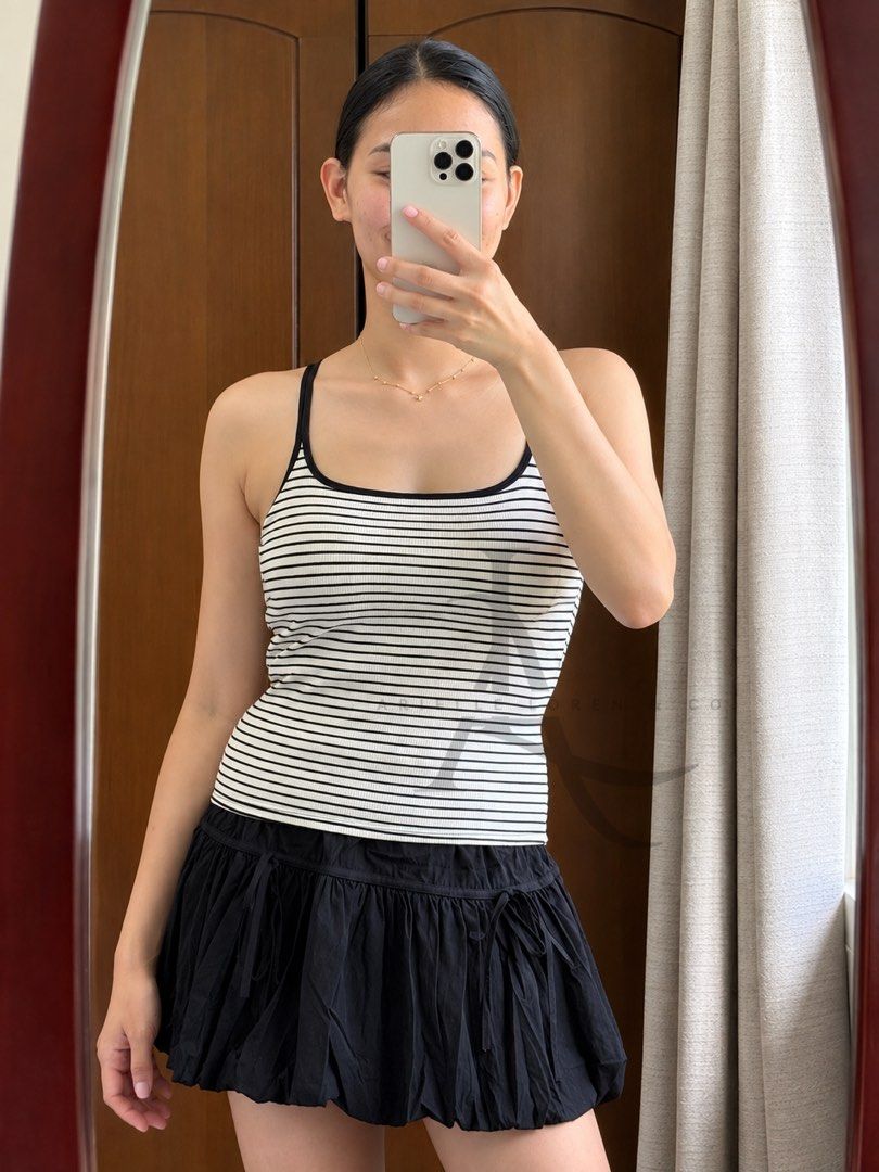 HELLO BRAND - Spaghetti Padded Top - Black (Category: Sleeveless) located in Manila. Submitted by ariellelorenco (Listing ID 1462885065, Image 2). Description: Codename: EMMA 👉🏻Padded Spaghetti Top 👉🏻Bust up to 36 in max 👉🏻Can fit up to Semi XL 👉🏻Straps not adjustable ***These are all actual photos ***Color may vary due to lighting .