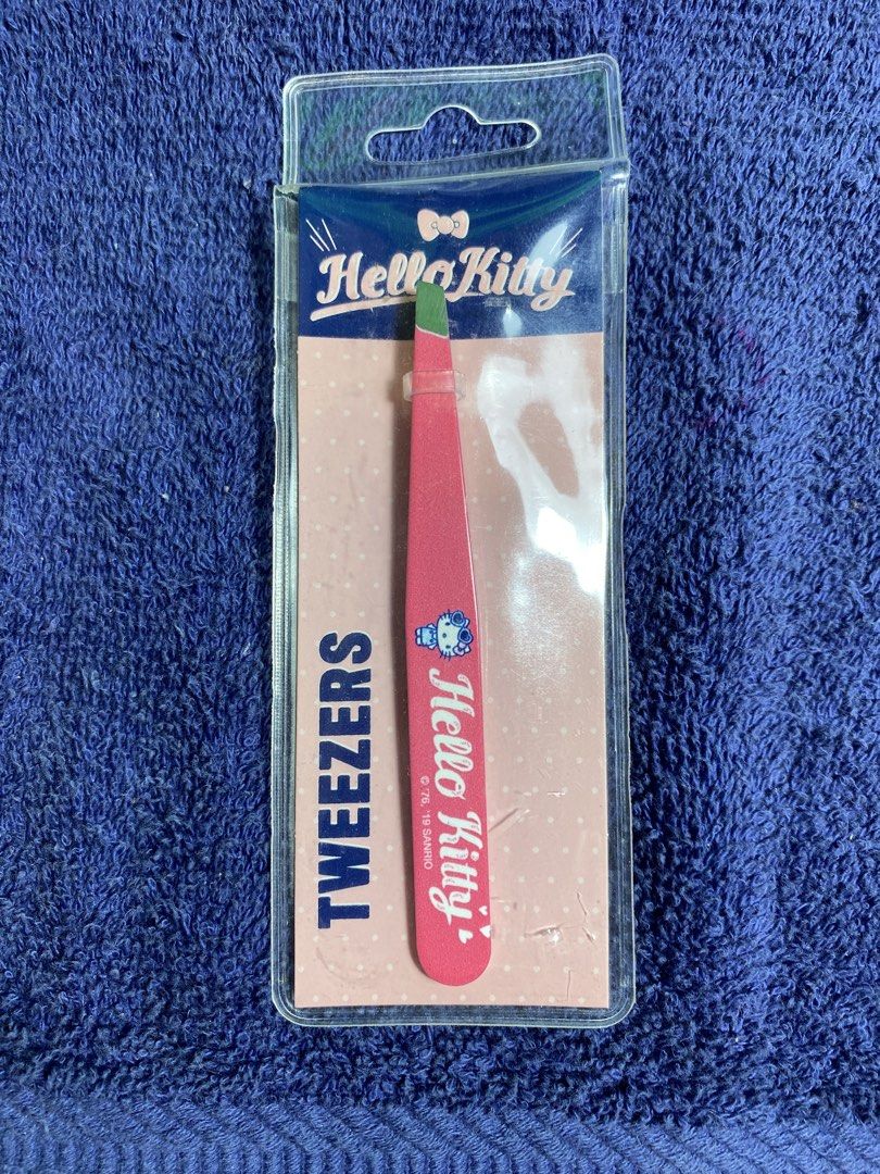 Hello Kitty Pink Tweezers (Category: Hair Removal) located in Muntinlupa City. Submitted by mj.finds (Listing ID 1462840967, Image 1). Description: - Cute pink Kitty design - Strong and durable construction - Perfect for precise plucking and hair removal - Great for travel or everyday use - Comes in original packaging.