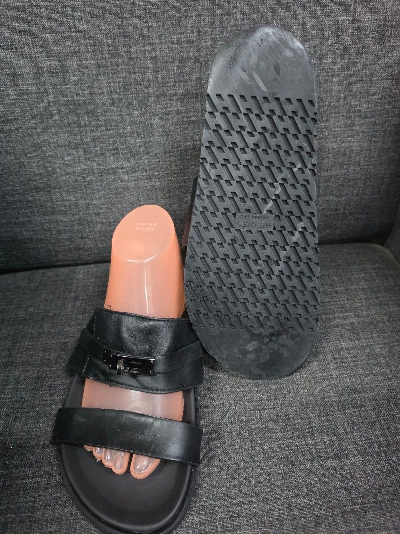 Hermes (Category: Slippers & Slides) located in General Trias. Submitted by rb_collezione (Listing ID 1462831422, Image 3). Description: .